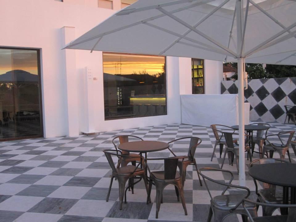 N1 Hostel Apartments And Suites Santarém المظهر الخارجي الصورة